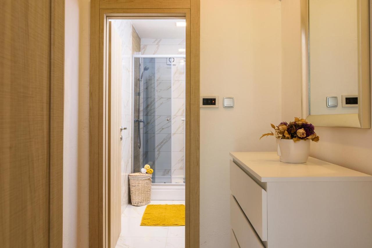 Apartments Mare Τρογκίρ Εξωτερικό φωτογραφία