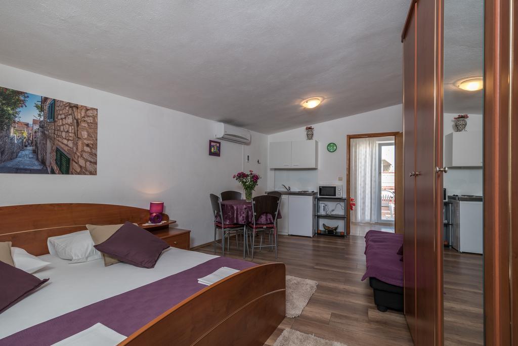 Apartments Mare Τρογκίρ Εξωτερικό φωτογραφία